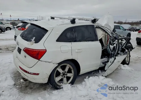 2010 Audi Q5 Premium Plus z USA, uszkodzony, nr VIN WA1LKAFP2AA017650